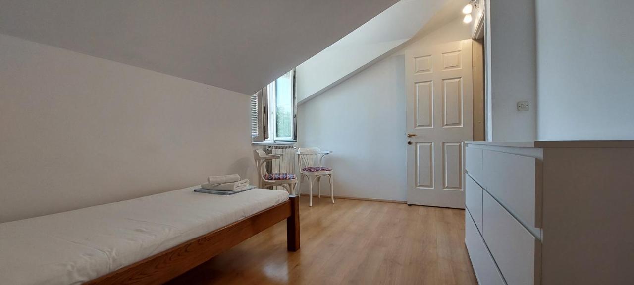 Apartment Sunce Kaštela Esterno foto