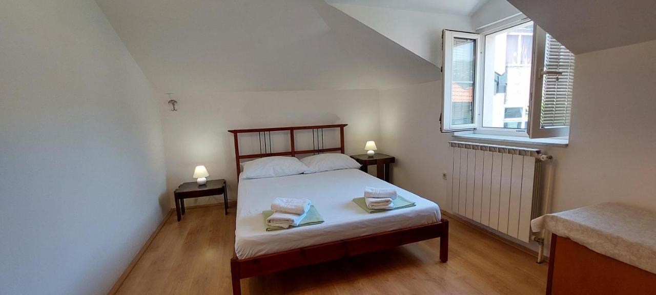 Apartment Sunce Kaštela Esterno foto
